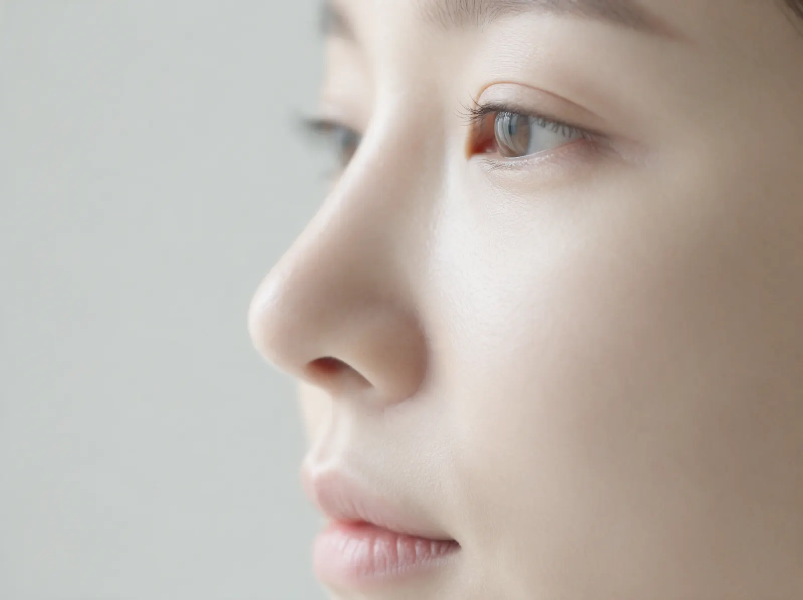 사실 코성형 중에서 유독 다양한 문제가 발생하는 곳이 바로 코끝입니다.